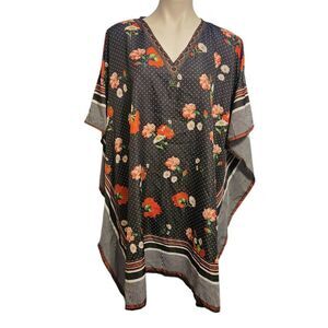 Gypsieblu Live to be Free Black Floral Pattern Kimono Sleeve Tunic One Size